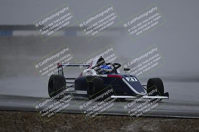 media/Nov-15-2025-CalClub SCCA (Sat) [[7bfa5a7151]]/Race/Group 5/